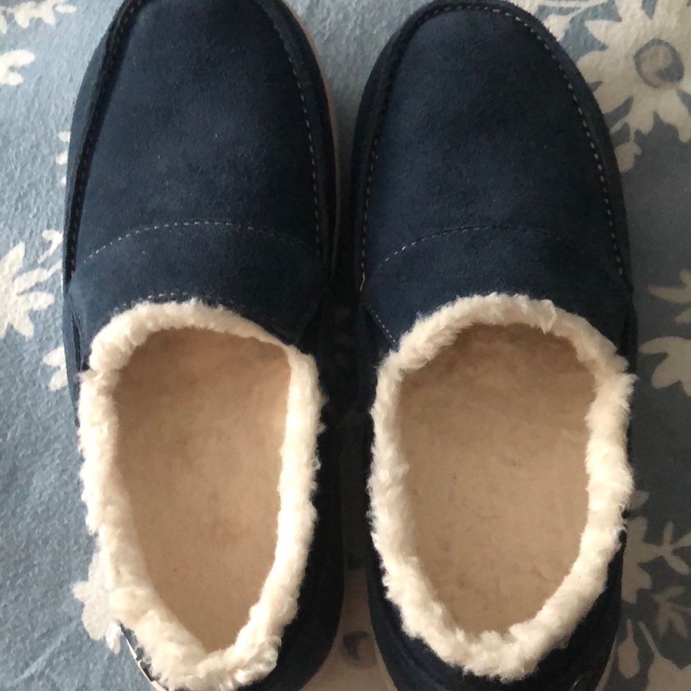 New Women’s Spenco shoes 7 B